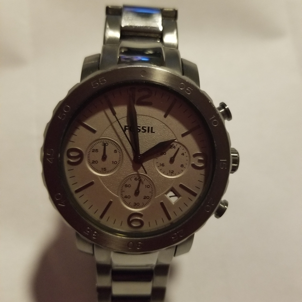 Fossil Watch - Picture 2 of 5